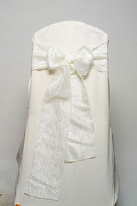 Ivory Crushed Taffeta Tie